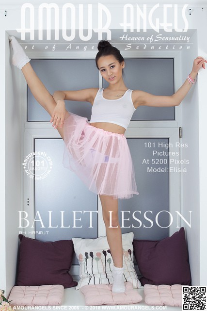 BALLET LESSON